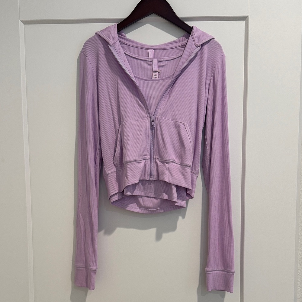 SKIMS Limited Edition Hoodie AND Rib Tank Set in Color Sugar Plum (Size M)